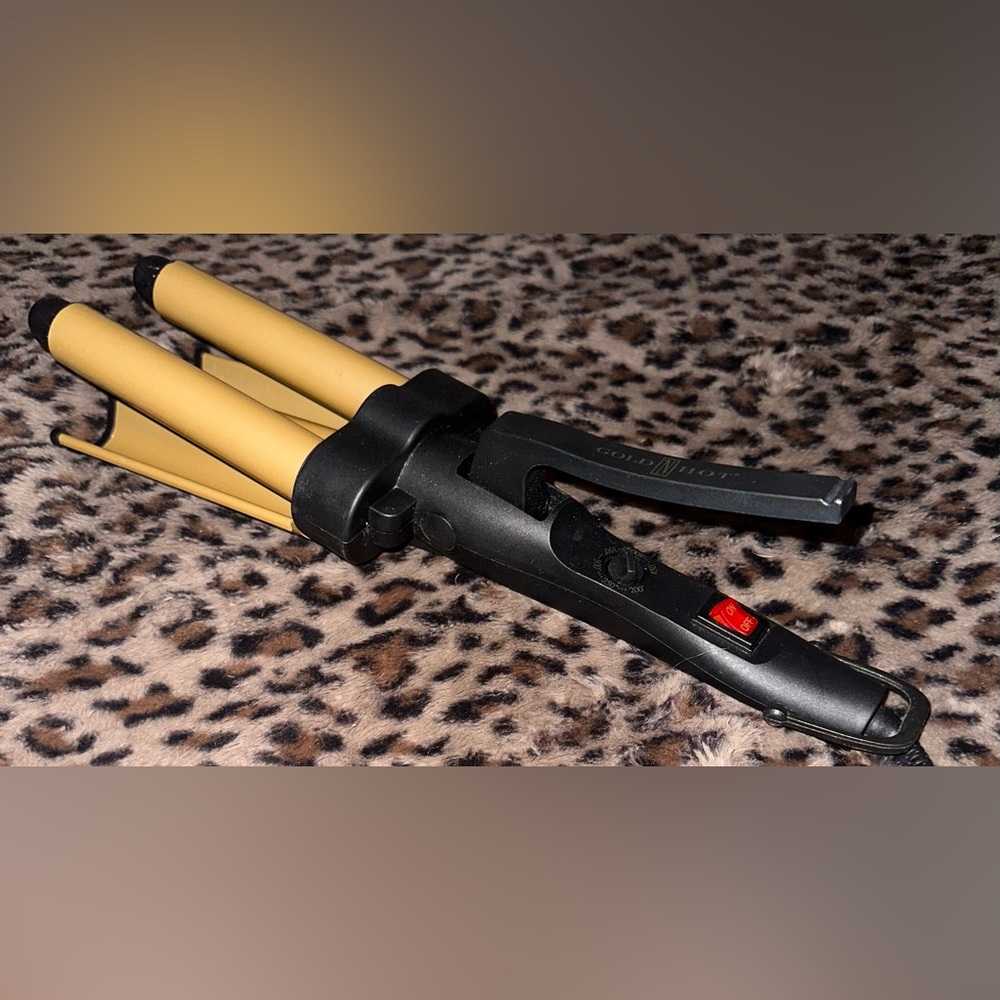 Gold N Hot Beach Waver